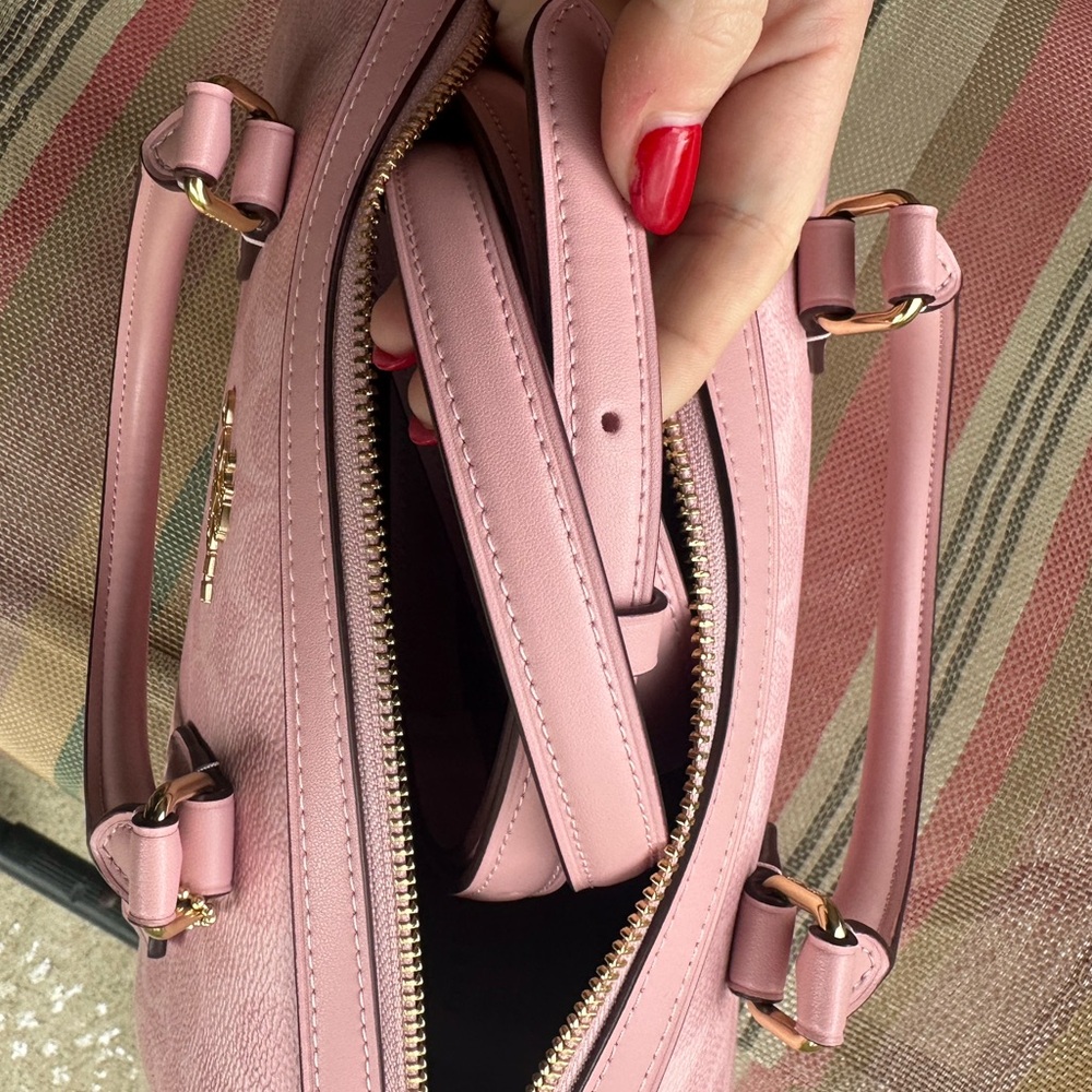Powder Pink Coach Rowan (medium) - Picture 3 of 7